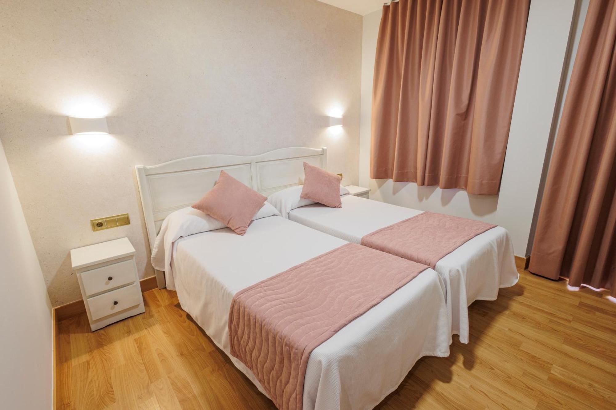 Hotel Pattaya Mocejón Dış mekan fotoğraf